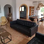 Marti Villa