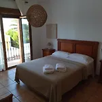 Marti Villa